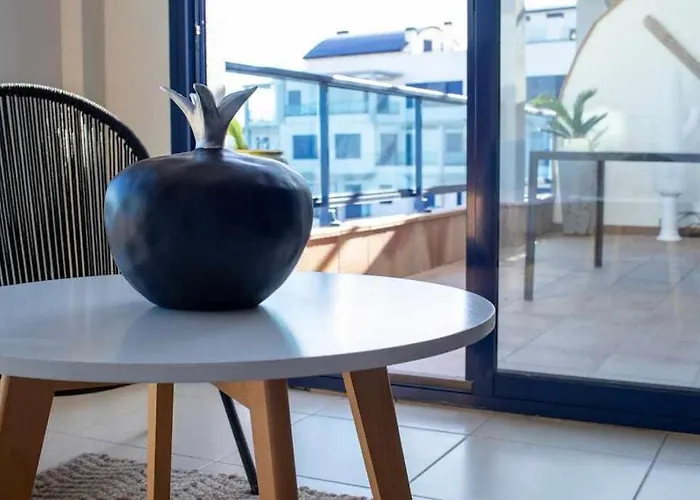 Apartamento Coqueto Con Vistas Al Mar